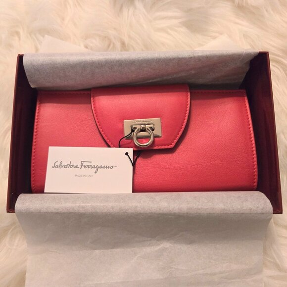 Salvatore Ferragamo Fiamma Calf Leather Gancini Long Wallet Red XE0229-004 - Picture 1 of 16